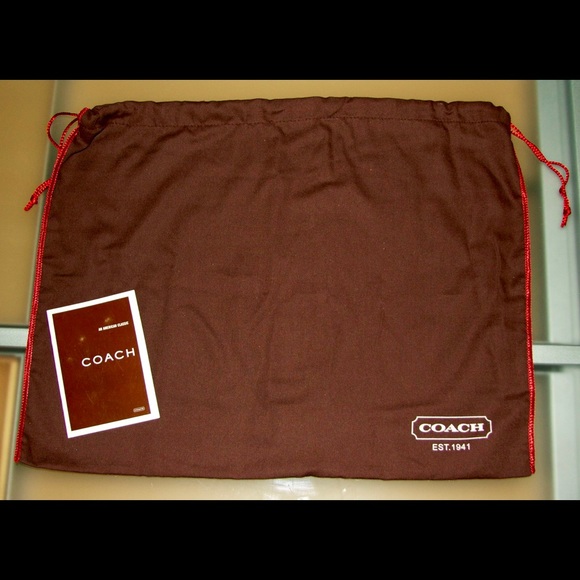 Pink suede coach purse with leather strap - Picture 8 of 8